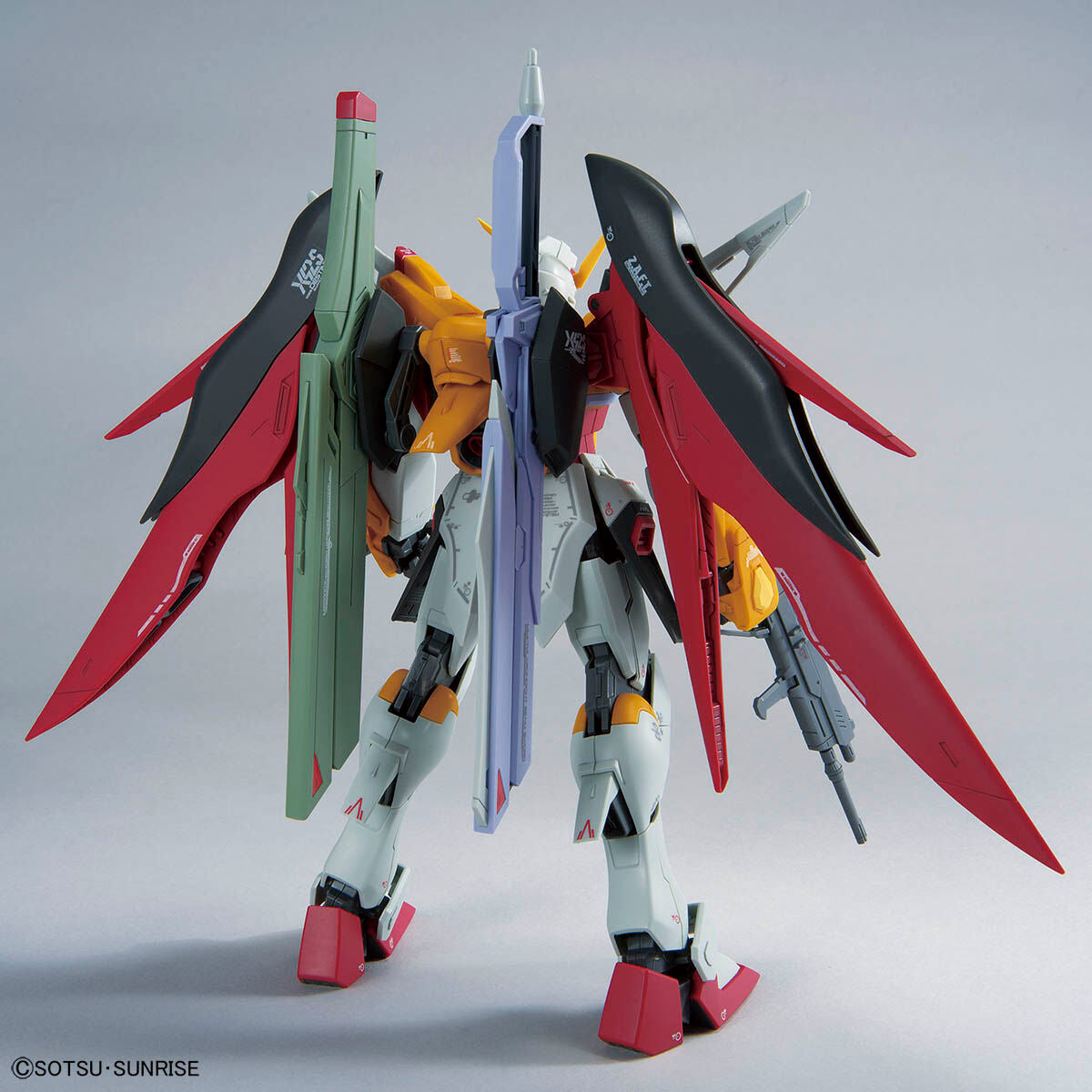 Gundam Base Limited Edition MG 1/100 Destiny Gundam (Heine Westenfluss Custom)