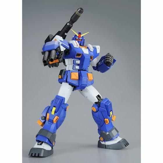 P-Bandai MG 1/100 Full Armor Gundam (Blue Color Ver.)