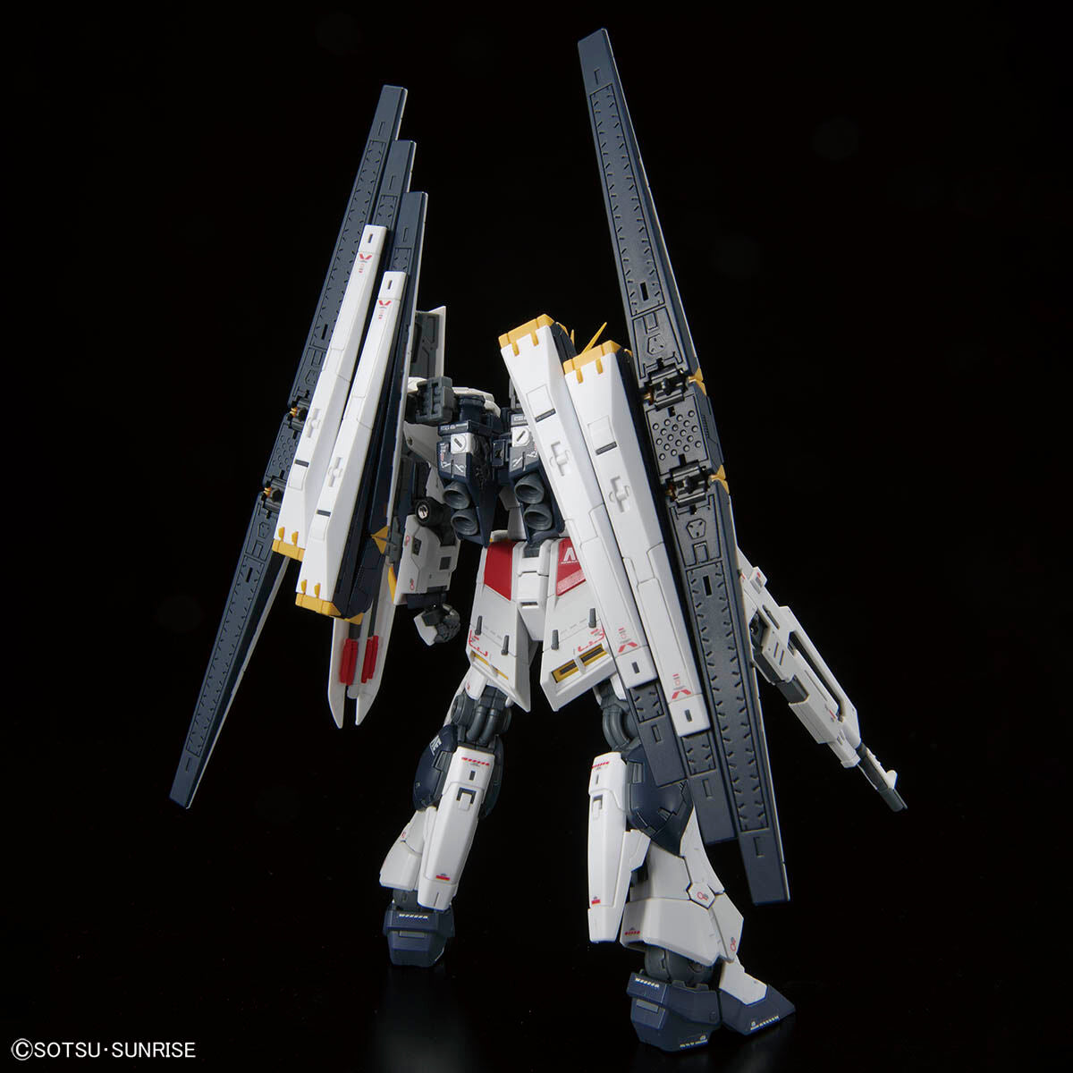 GUNDAM SIDE-F RG 1/144 RX-93 nu Gundam (Double Fin Funnel Type)