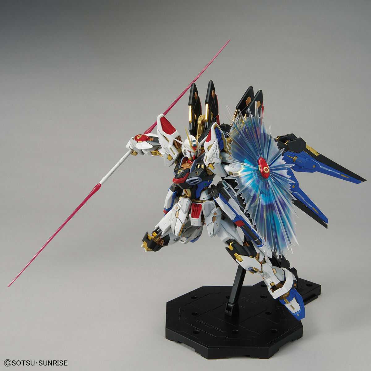 Bandai MGEX 1/100 Strike Freedom Gundam – Omocha Japan