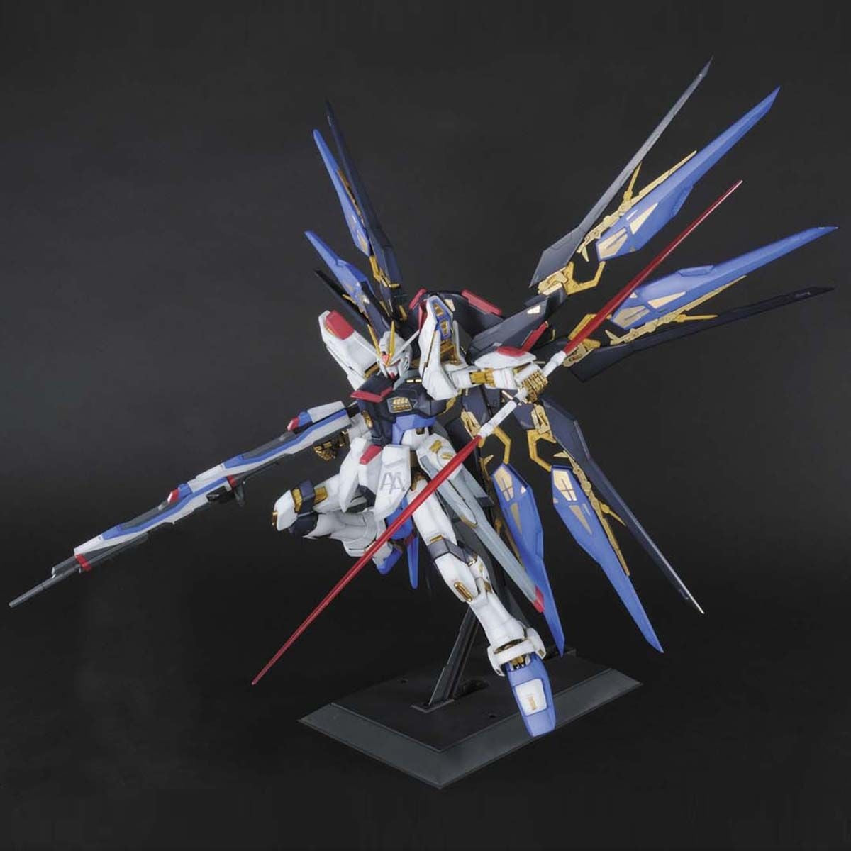 Bandai PG ZGMF-X20A Strike Freedom Gundam